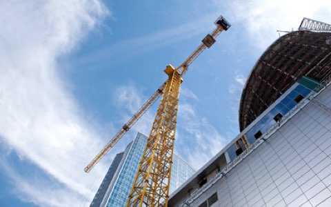 Vermietung Turmdrehkräne für deutschlandweite Bauvorhaben